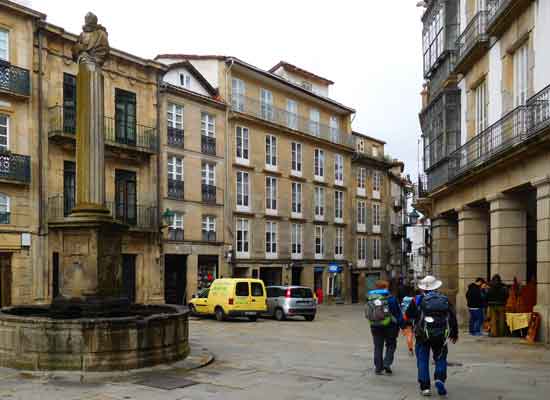 Gli ultimi passi tra le vie di Santiago de Compostela