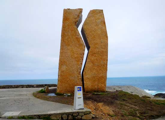 Muxía. A pedra da Ferida